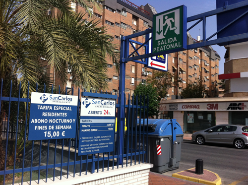 Acceso parking